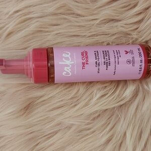 Brand New CAKE THE CURL FRIEND CURL SHAPE & STAY GEL-TO-FOAM
